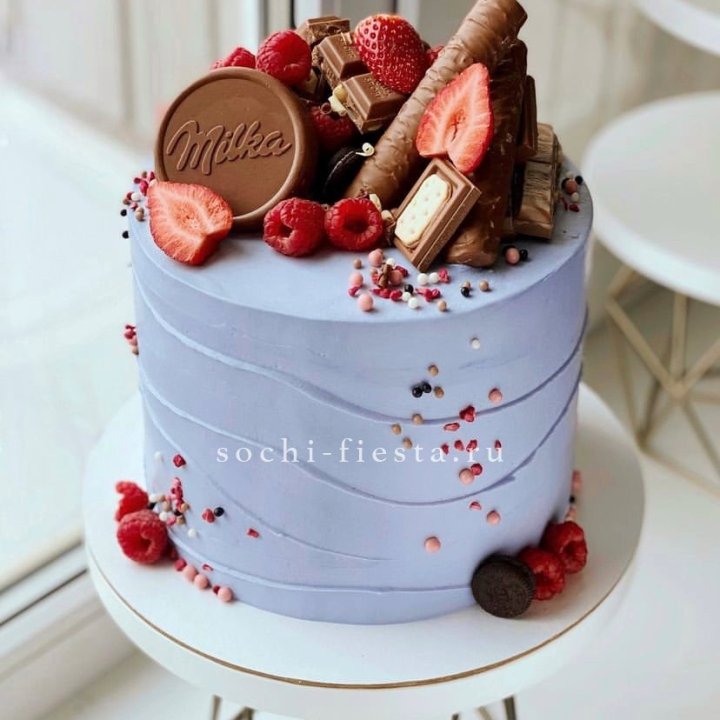 Торт "Milka's world" в Лимассоле