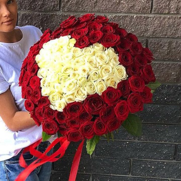 101 роза "Сердце" в Лимассоле